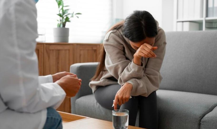 Overthinking, Quarter Life Crisis, dan TikTok: Apakah Kita Semua Sedang Lost?