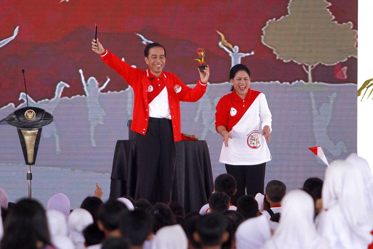 Peringati Hari Anak, Presiden Jokowi Jadi Pesulap!
