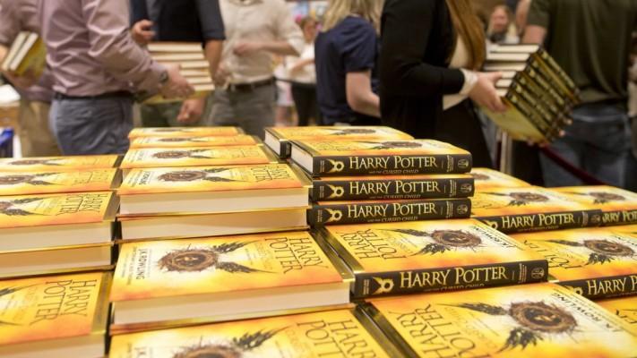 Fakta yang Perlu Kamu Tahu dari Harry Potter and the Cursed Child