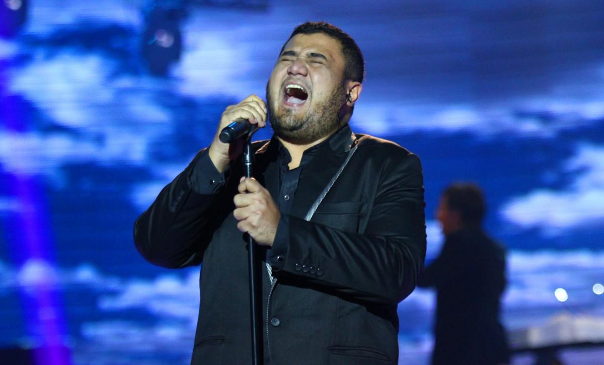 Momen Memorable Mike Mohede