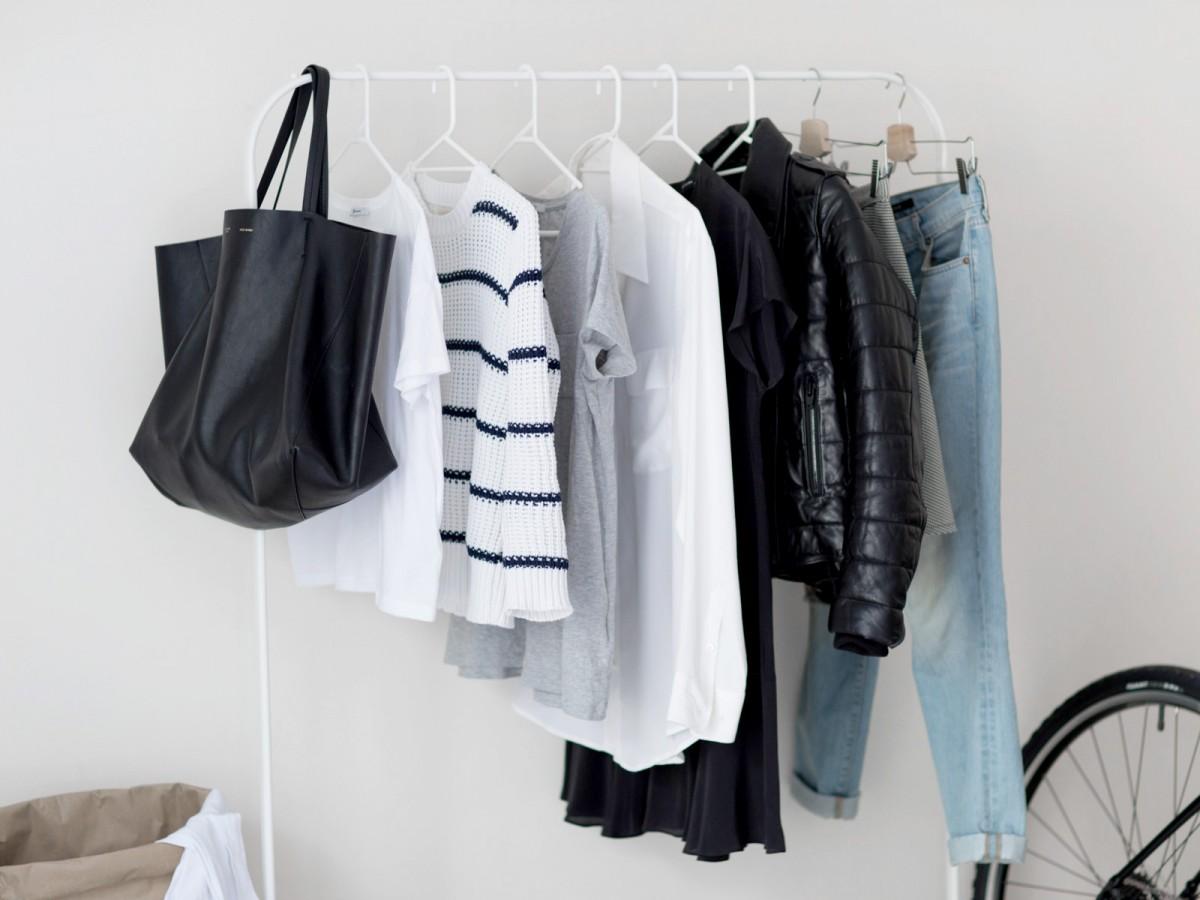 Capsule Wardrobe: Solusi Buat yang Sering Bingung Memilih Baju