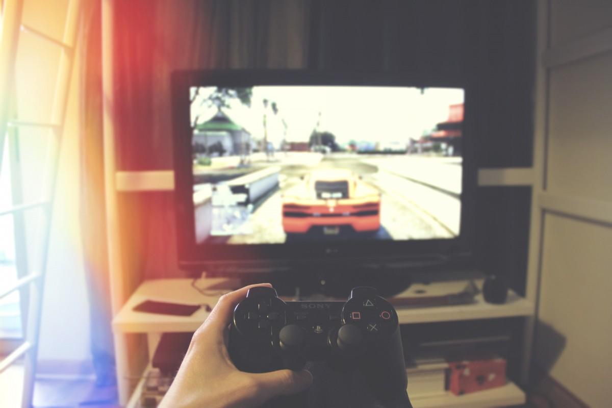 Keuntungan Punya Pacar Gamer