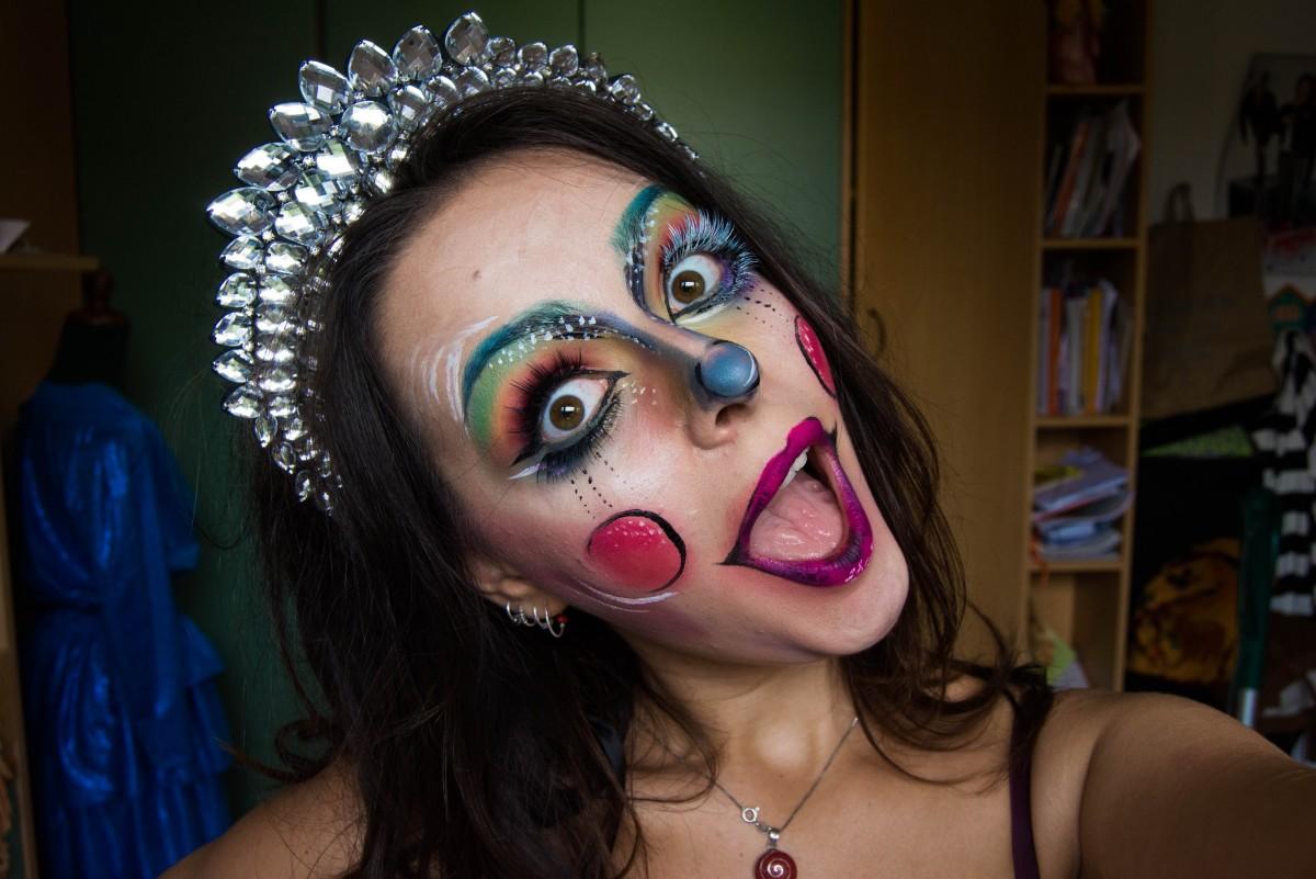 4 Cara Seru Tapi Tetap Aman Buat Ngerjain Temanmu yang Lagi Ulang Tahun