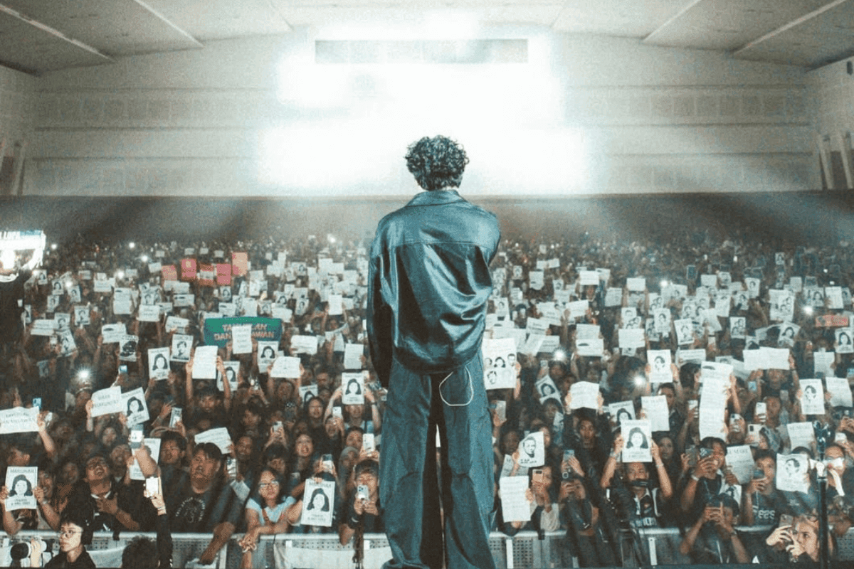 Makna Lagu Secukupnya dari Hindia: Belajar Ikhlas Menerima Hidup Apa Adanya