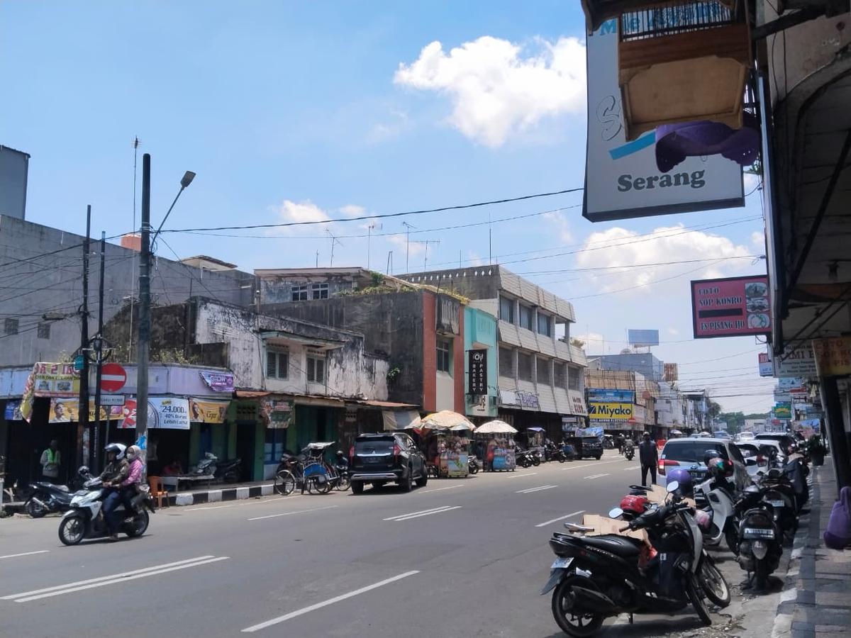 Parkir Liar di Jalan Mayor Syafe'i Ketika Regulasi Bertemu Realitas Lapangan