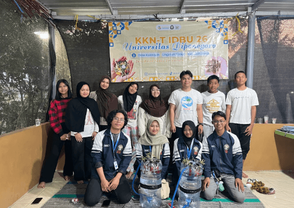Masyarakat Desa Kalongan Dorong Ketahanan Pangan Rumah Tangga Lewat Inovasi BUDIKGALON KKN-T UNDIP