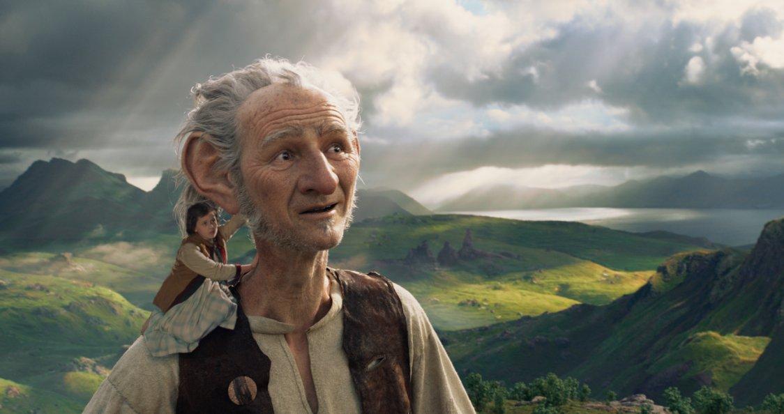 Film Big Friendly Giant: Kembalinya Spielberg ke Genre Fantasi
